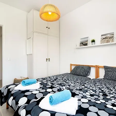 Charming And Spacious Apt In Perfect Location Διαμέρισμα Λάγος