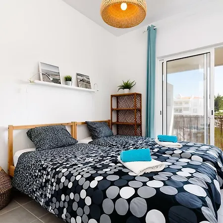 Charming And Spacious Apt In Perfect Location *